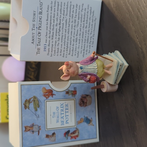 Beatrix Potter's The Tale of Pigling Bland - Picture 1 of 4